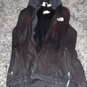 Black north face fuzzy vest